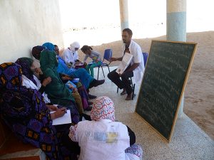 Enseñando salud ocular a mujeres saharawis