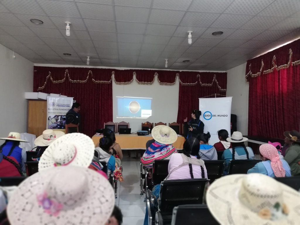Eye health training to Bolivian women Eye health training to Bolivian women