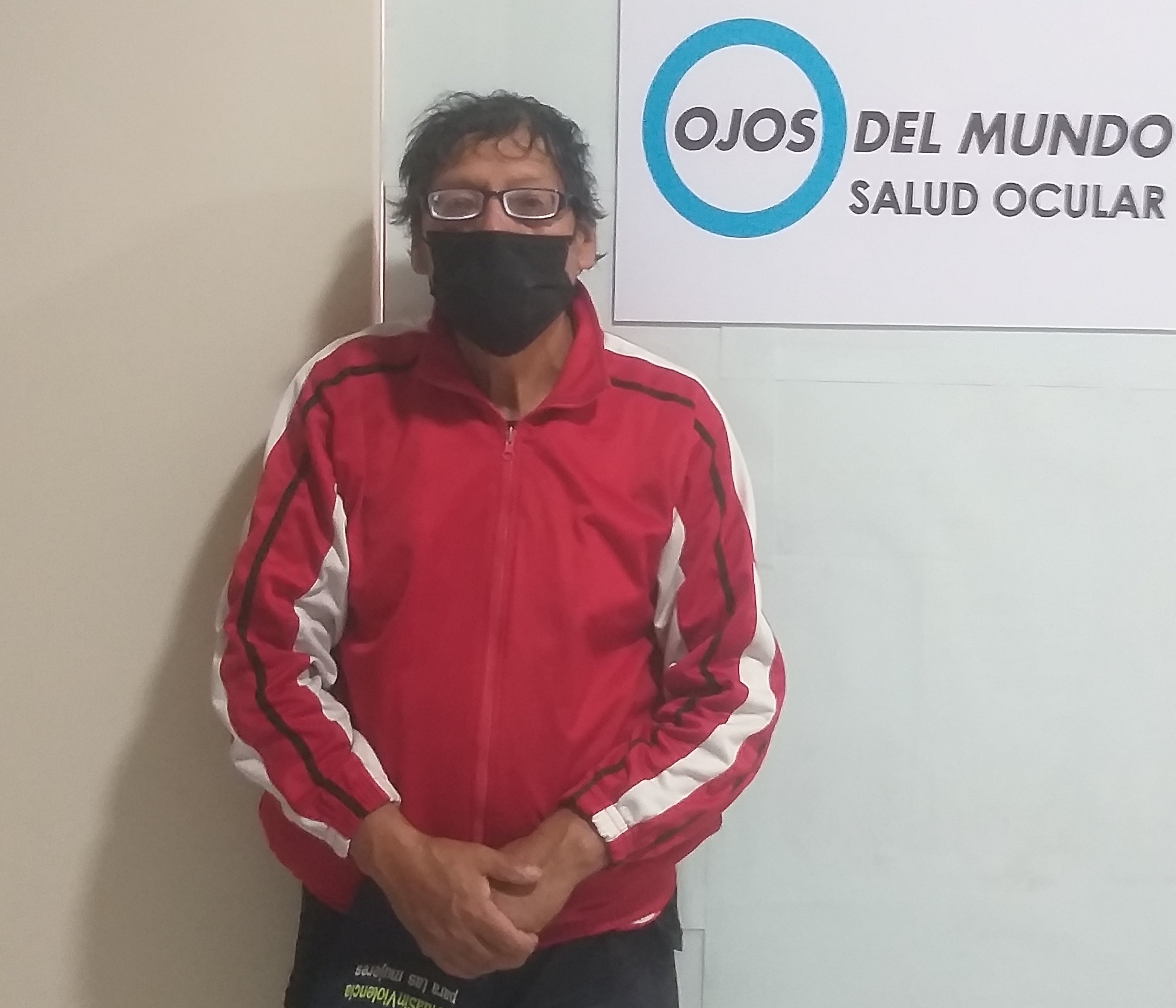 Ulleres graduades per a persones amb discapacitats a Bolívia