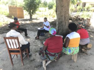 Grupo de personas durante una sesión de diagnóstico participativo