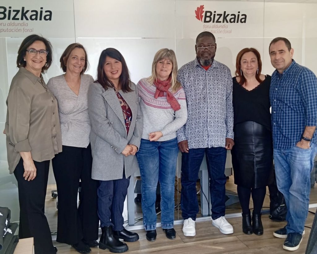 Els coordinadors de Bolívia i Mali amb representants d'Euskadi i Navarra