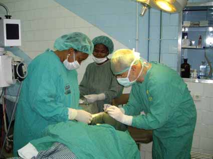 Comissió de formació en cirurgia orbitària i pròtesi ocular a Maputo